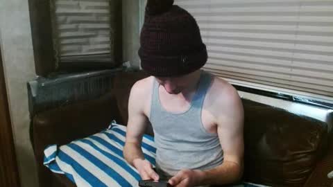 Snapshot of feelingverynaughty chatting on 02/18/26, 05:09 ask me online show from 02/18/26, 05:09