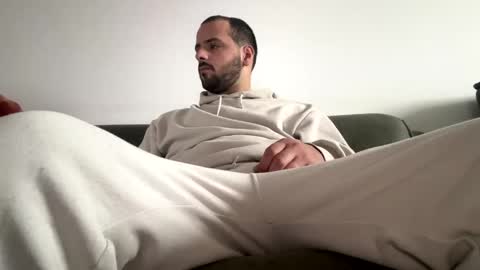 feet_fet online show from 12/07/24, 12:24