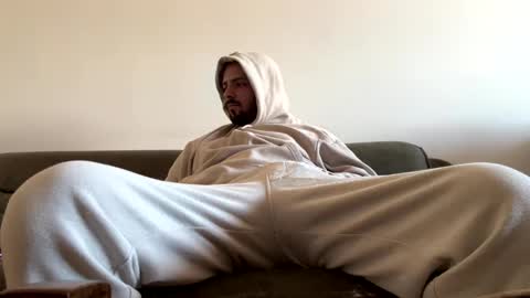 feet_fet online show from 01/20/25, 11:56