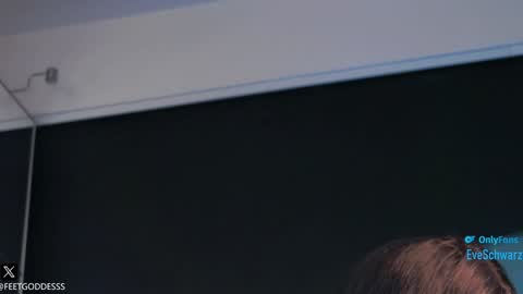 Snapshot of feetgoddesss chatting on 01/06/25, 11:51 feetgoddesss online show from 01/06/25, 11:51