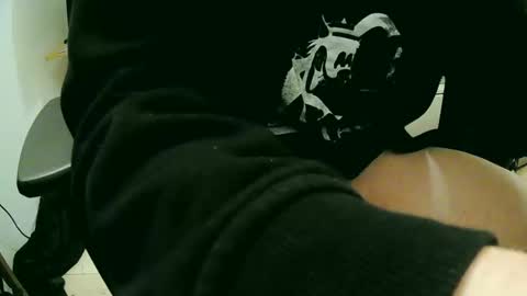 feetlover7878 online show from 12/09/24, 11:03