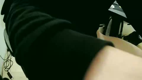 feetlover7878 online show from 01/08/25, 09:55