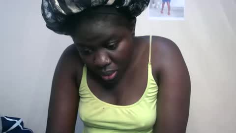 Snapshot of feetlovers123_ebony chatting on 10/12/25, 09:14 feetlovers123_ebony online show from 10/12/25, 09:14