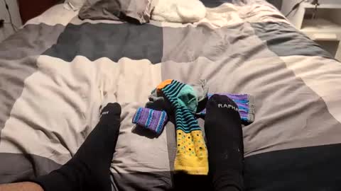 feetofmau online show from 10/25/25, 10:37