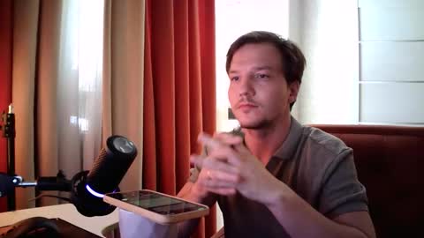 Snapshot of feleks97 chatting on 09/11/25, 09:20 feleks97 online show from 09/11/25, 09:20
