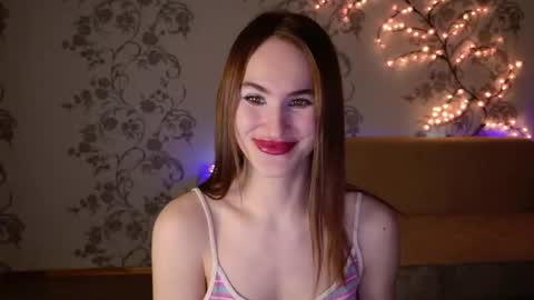 Snapshot of felicia_lav chatting on 03/20/26, 06:35 Frida online show from 03/20/26, 06:35