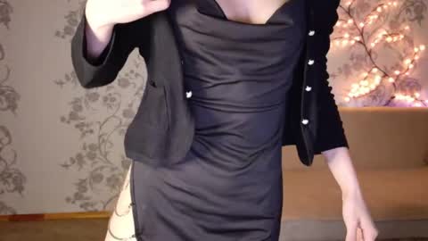 Snapshot of felicia_lav chatting on 04/05/26, 06:16 Frida online show from 04/05/26, 06:16