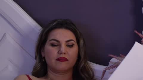 Snapshot of feliciakrige chatting on 02/14/25, 11:42 FeliciaKrige online show from 02/14/25, 11:42