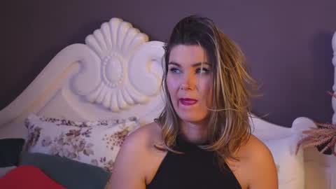 Snapshot of feliciakrige chatting on 03/04/25, 03:55 FeliciaKrige online show from 03/04/25, 03:55