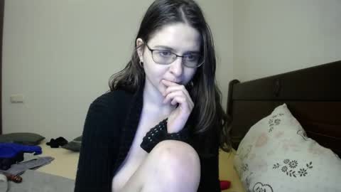 Snapshot of feliciasexy chatting on 03/08/25, 04:17 Felicia online show from 03/08/25, 04:17