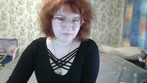 felicity_play online show from 04/17/26, 06:05