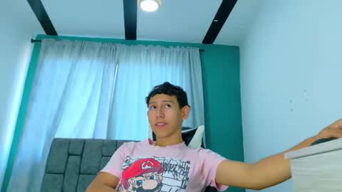 felipehotgonzalez online show from 12/01/25, 12:21