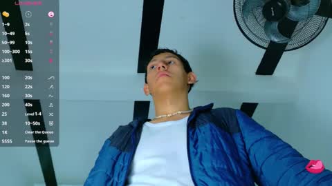 felipehotgonzalez online show from 12/02/25, 12:21