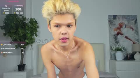 Felix online show from 03/10/25, 04:49