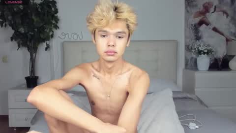 Felix online show from 09/18/25, 01:35