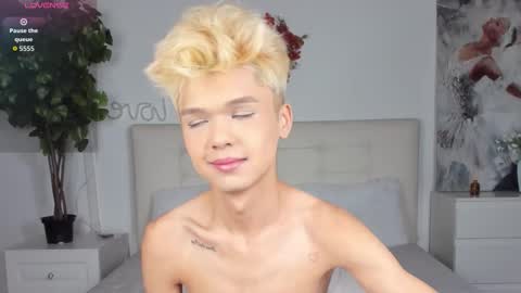 Felix online show from 11/26/25, 08:10