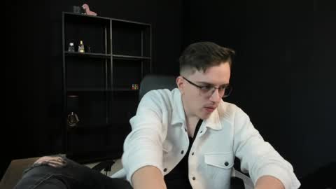 FelixStark online show from 05/03/26, 05:13