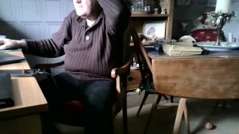 Snapshot of fellainsp8 chatting on 01/18/25, 01:08 Adam online show from 01/18/25, 01:08