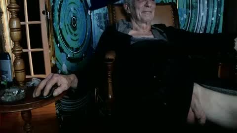 Snapshot of fellatioauto chatting on 01/11/25, 04:59 hungnsexy online show from 01/11/25, 04:59