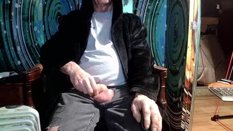 Snapshot of fellatioauto chatting on 01/24/25, 06:46 hungnsexy online show from 01/24/25, 06:46