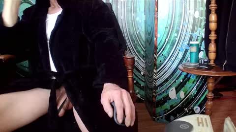 Snapshot of fellatioauto chatting on 02/09/25, 07:09 hungnsexy online show from 02/09/25, 07:09