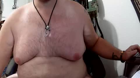 Snapshot of fellowshipmyass chatting on 10/29/25, 02:30 fellowshipmyass online show from 10/29/25, 02:30