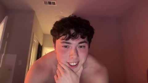 fellowyellow420 online show from 02/15/26, 06:43