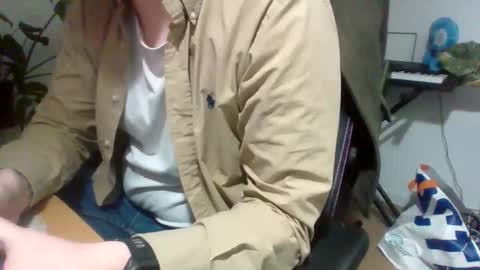 Snapshot of fem_alice_louis_dom chatting on 12/22/25, 04:59 fem_alice_louis_dom online show from 12/22/25, 04:59