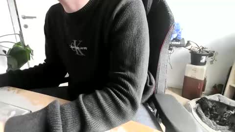 Snapshot of fem_alice_louis_dom chatting on 03/24/26, 09:47 fem_alice_louis_dom online show from 03/24/26, 09:47