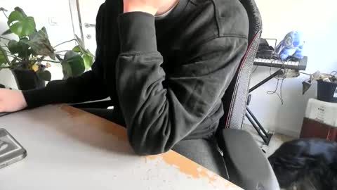 Snapshot of fem_alice_louis_dom chatting on 03/30/26, 08:37 fem_alice_louis_dom online show from 03/30/26, 08:37