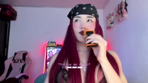 fem_boy6 online show from 03/05/25, 04:56