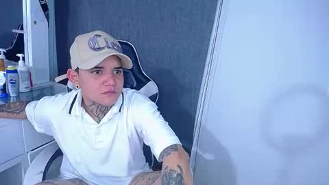 Snapshot of femboy666sixx_ chatting on 04/04/26, 12:35 GABY666 online show from 04/04/26, 12:35