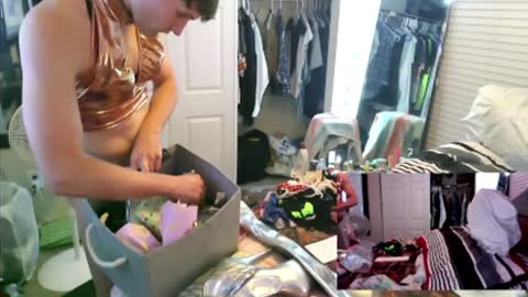 Allie North online show from 12/04/24, 05:49