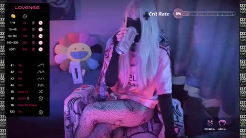 Snapshot of femboymatthew chatting on 10/15/25, 07:30 FemboyMatthew online show from 10/15/25, 07:30