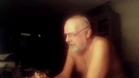 Snapshot of femdom_sub chatting on 12/24/24, 11:22 femdom_sub online show from 12/24/24, 11:22