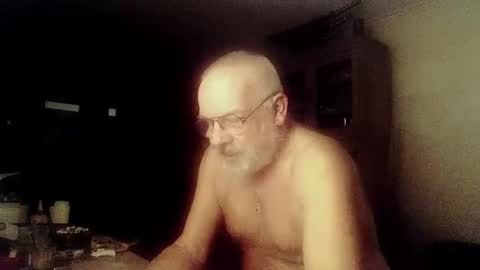 Snapshot of femdom_sub chatting on 12/31/24, 01:15 femdom_sub online show from 12/31/24, 01:15