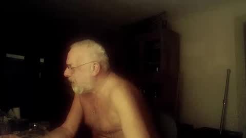 Snapshot of femdom_sub chatting on 01/09/25, 04:30 femdom_sub online show from 01/09/25, 04:30