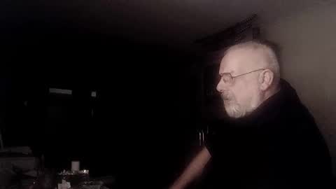 Snapshot of femdom_sub chatting on 01/18/25, 02:25 femdom_sub online show from 01/18/25, 02:25