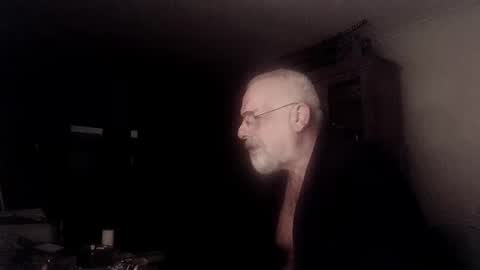 Snapshot of femdom_sub chatting on 01/18/25, 05:52 femdom_sub online show from 01/18/25, 05:52