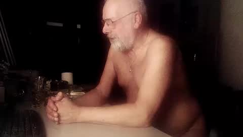 Snapshot of femdom_sub chatting on 01/25/25, 04:02 femdom_sub online show from 01/25/25, 04:02