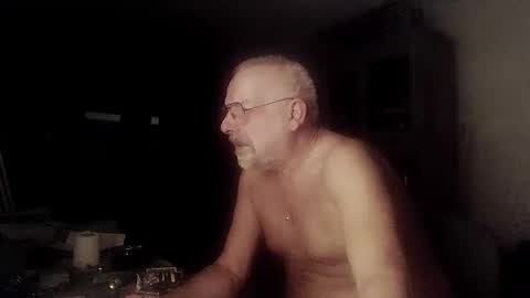 Snapshot of femdom_sub chatting on 02/23/25, 04:28 femdom_sub online show from 02/23/25, 04:28