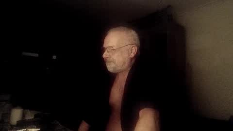 Snapshot of femdom_sub chatting on 03/03/25, 03:19 femdom_sub online show from 03/03/25, 03:19