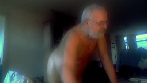 Snapshot of femdom_sub chatting on 09/29/25, 05:07 femdom_sub online show from 09/29/25, 05:07