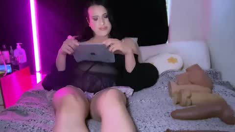 Snapshot of femgirl99 chatting on 01/08/26, 11:07 this is justice tricia a bigelow. she was fucking my husband tom girardi online show from 01/08/26, 11:07