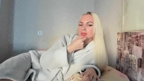 Snapshot of femida13 chatting on 10/31/25, 12:06 femida13 online show from 10/31/25, 12:06