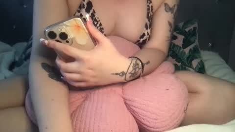     online show from 05/07/26, 08:58