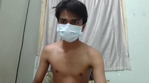 Snapshot of femutwink18 chatting on 07/16/26, 07:53 femutwink18 online show from 07/16/26, 07:53