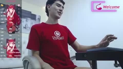 Snapshot of fenix19_ chatting on 02/08/25, 03:19 IM FENIX online show from 02/08/25, 03:19