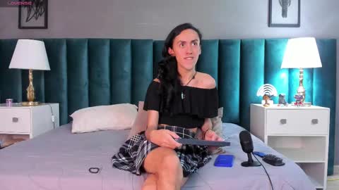 Snapshot of fenix_karoll chatting on 02/28/25, 05:15 Karol online show from 02/28/25, 05:15