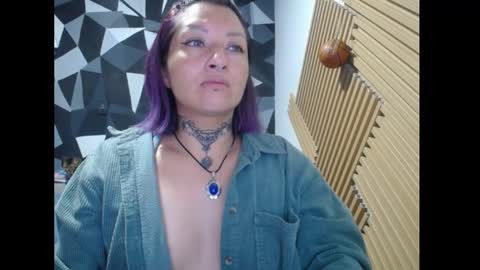 Snapshot of fenix_purple chatting on 02/14/26, 04:15 FENIX online show from 02/14/26, 04:15